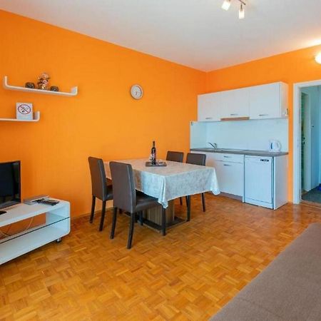 Apartment Mira Crikvenica Exteriör bild