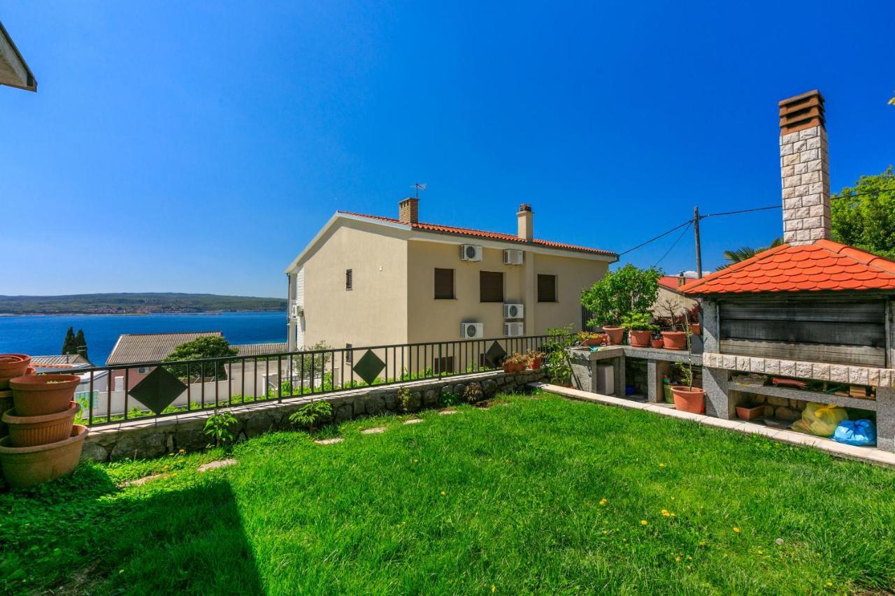 Apartment Mira Crikvenica Exteriör bild