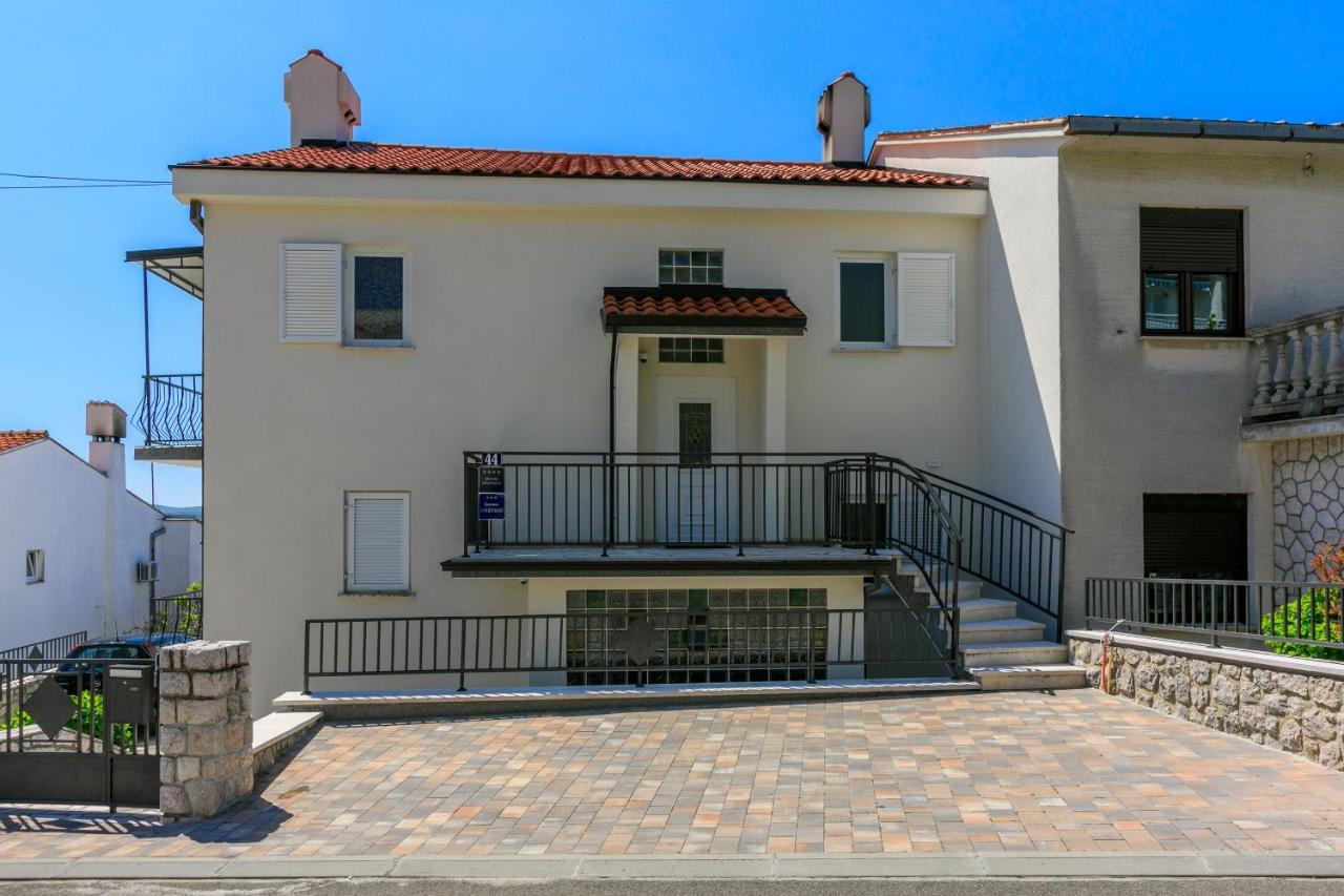 Apartment Mira Crikvenica Exteriör bild