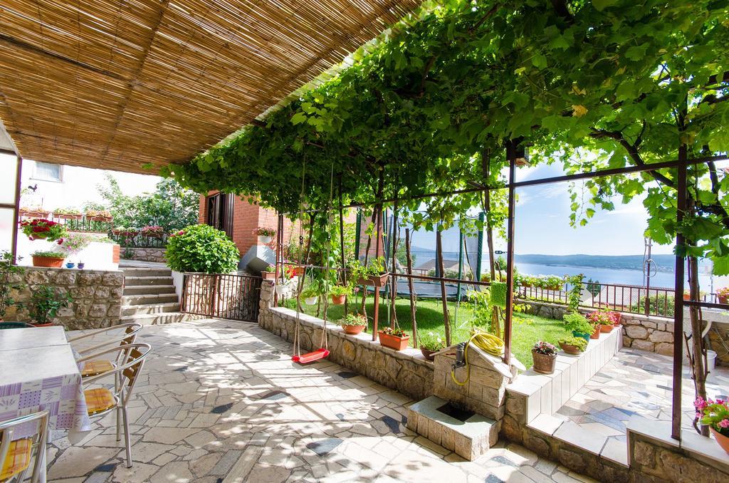 Apartment Mira Crikvenica Exteriör bild